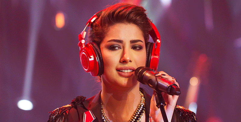 Mehwish Hayat Responds To Views Of The People On Award