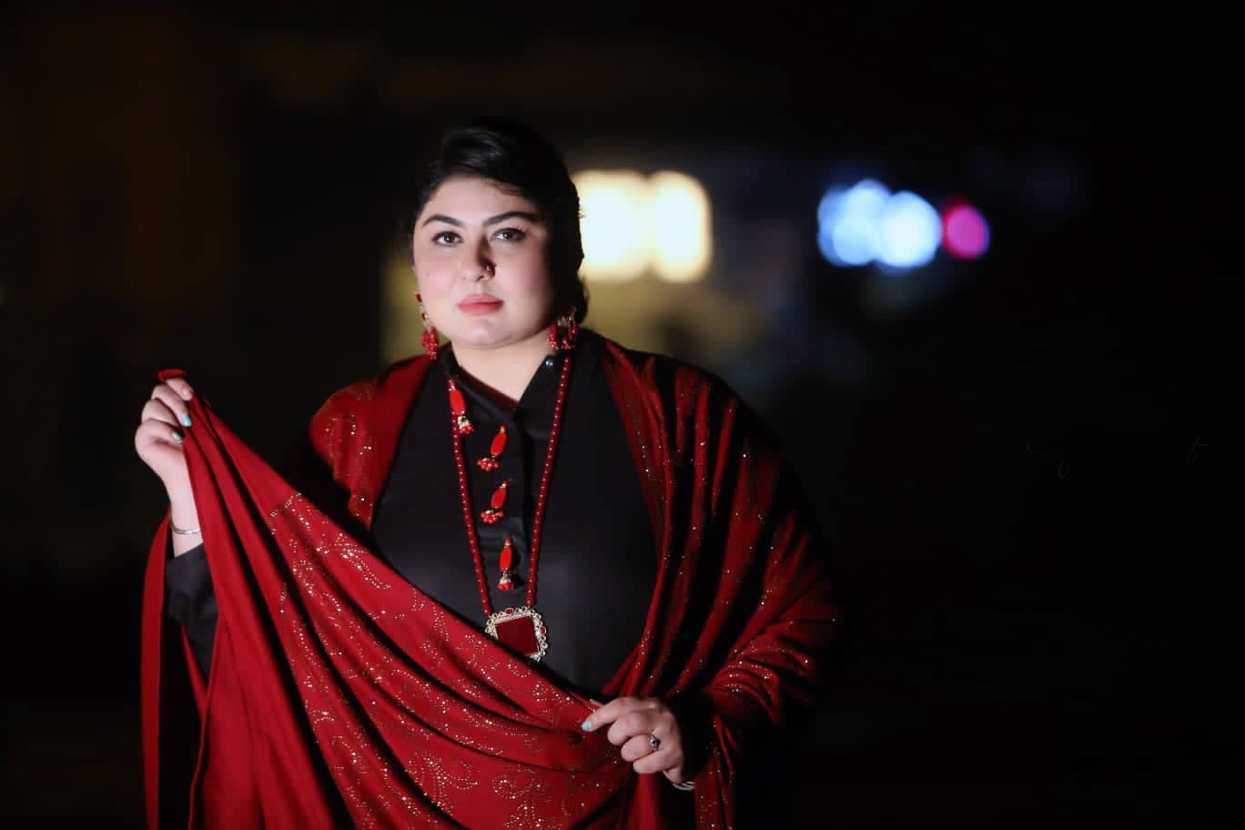 Dubai issued Golden Visa to a third Pakistani singer Somia Khan after singers Ali Zafar and Fakhar e Alam