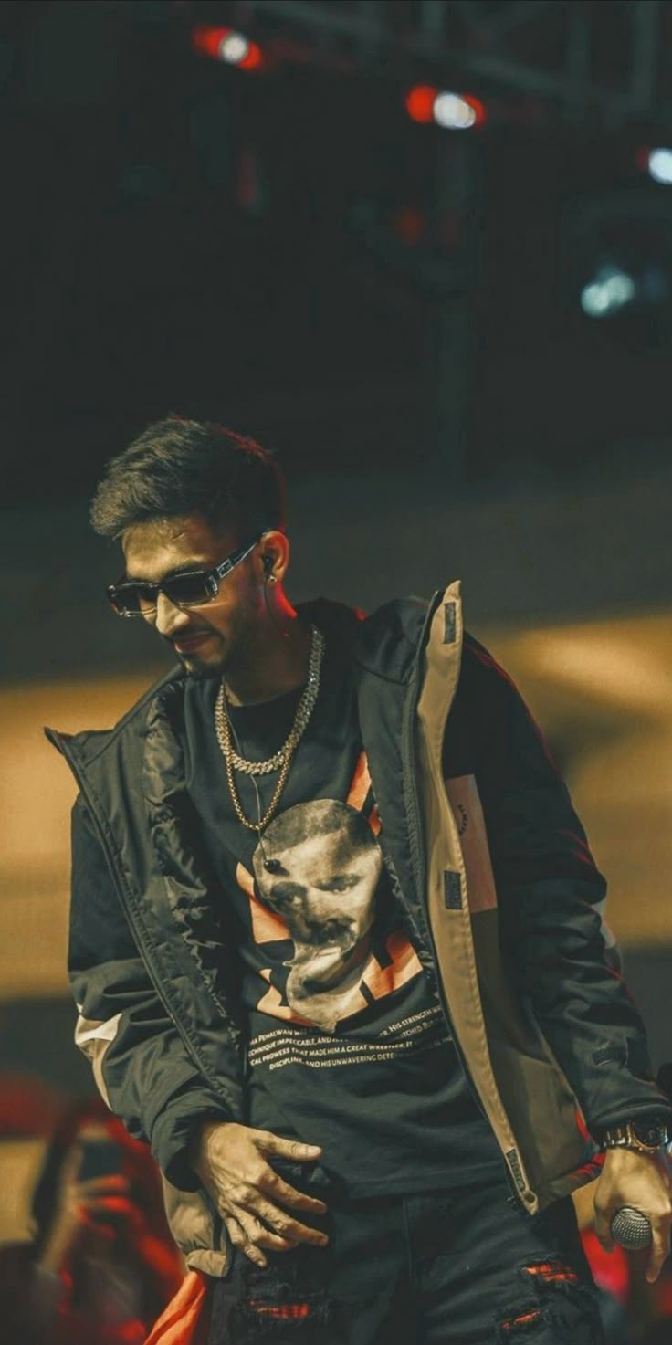 talha anjum galler02