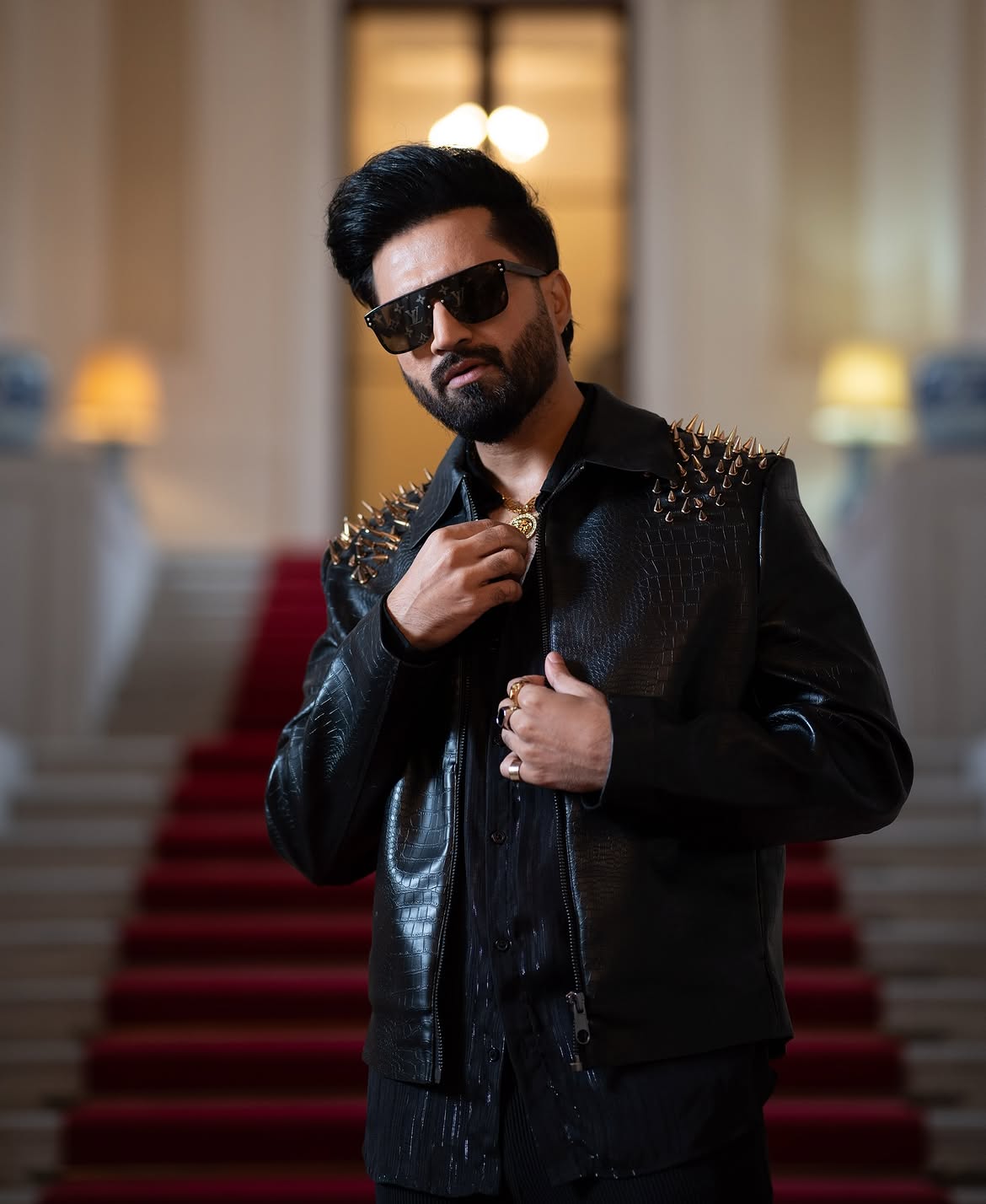 Falak Shabir