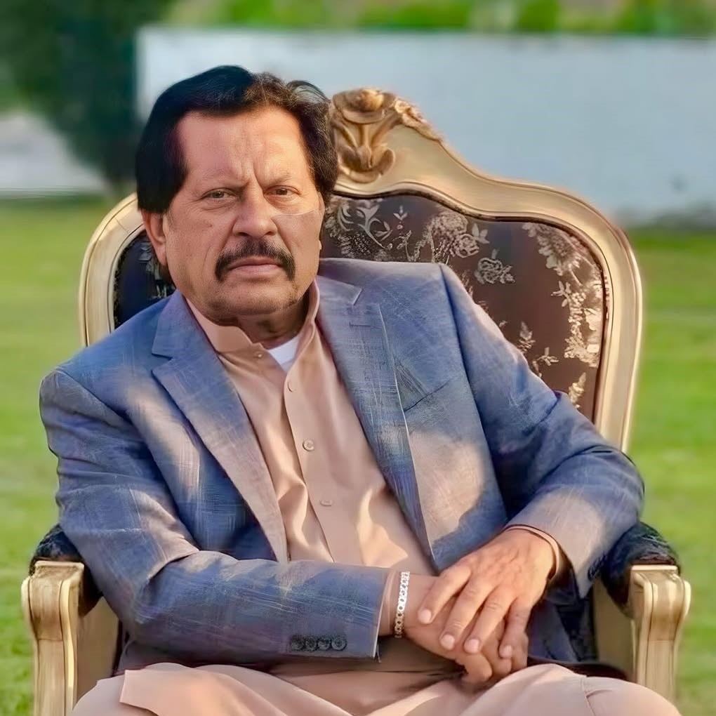Attaullah Khan Esakhelvi