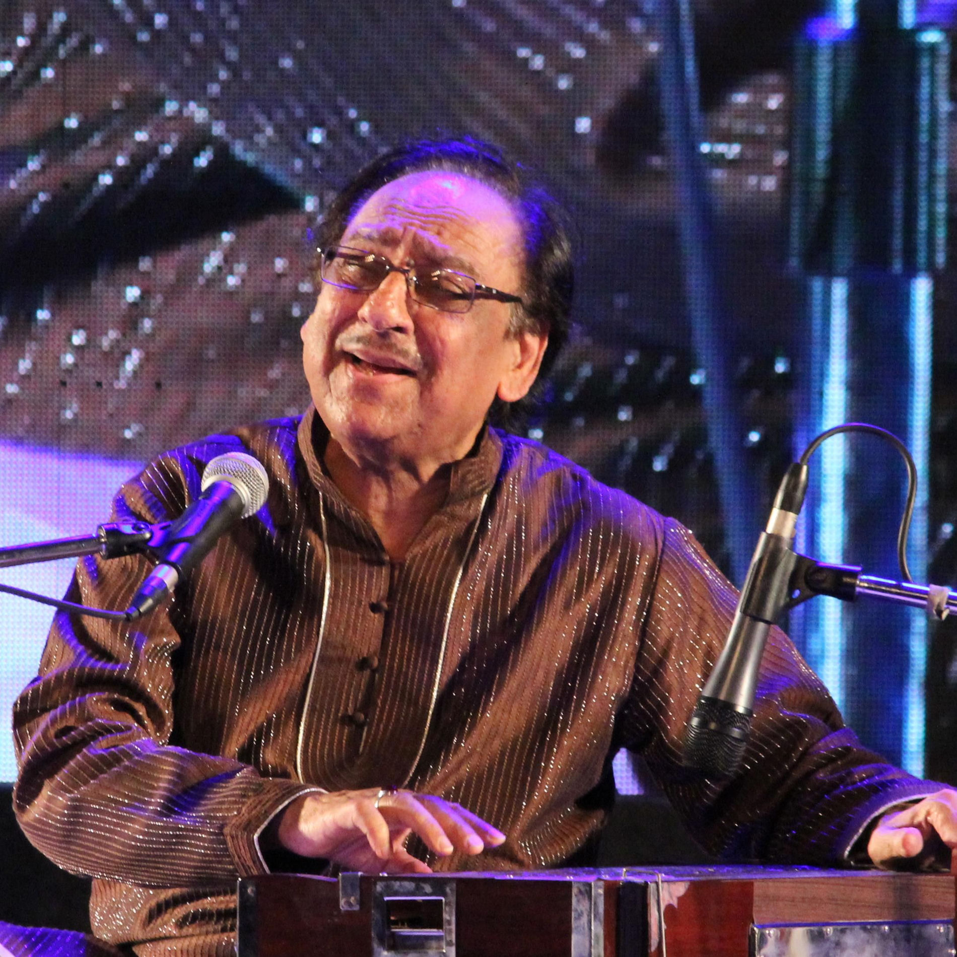 Ghulam Ali 1