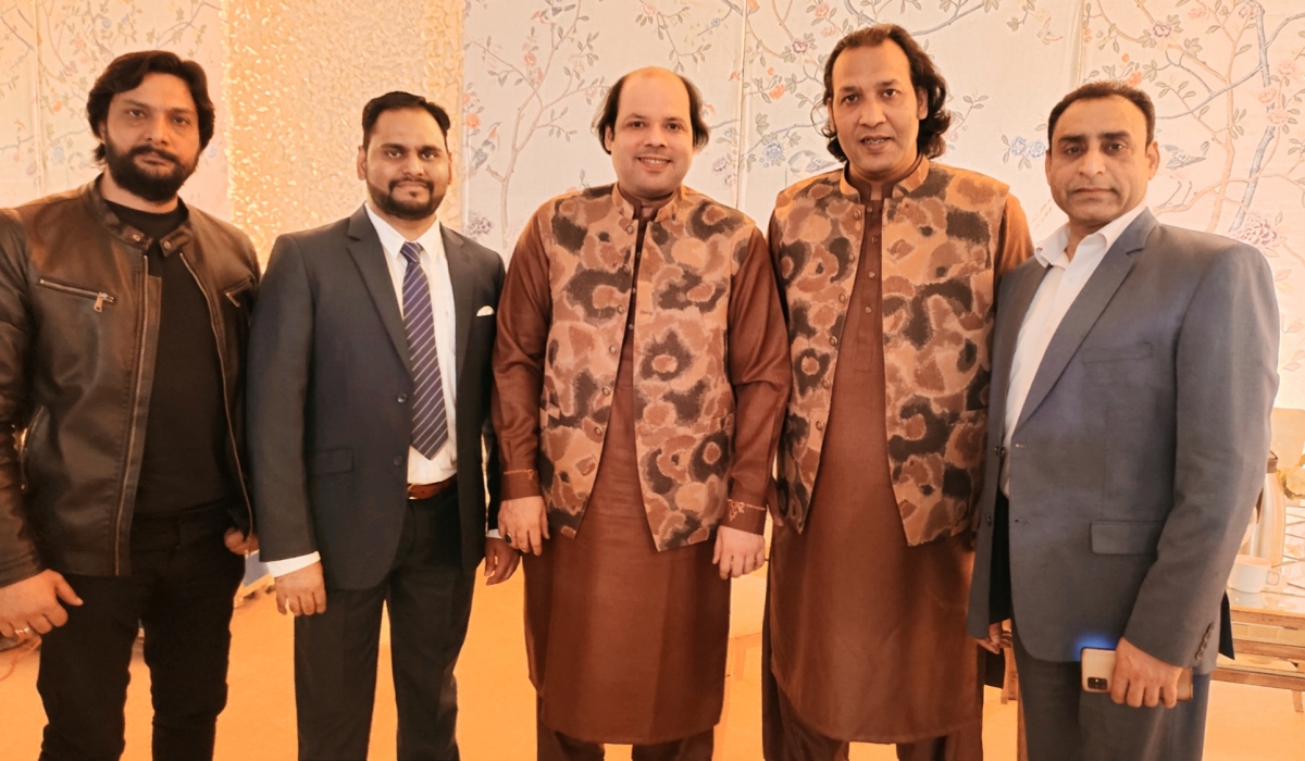 Rizwan Moazzam Qawals with Performance at peak in Lahore Event 002