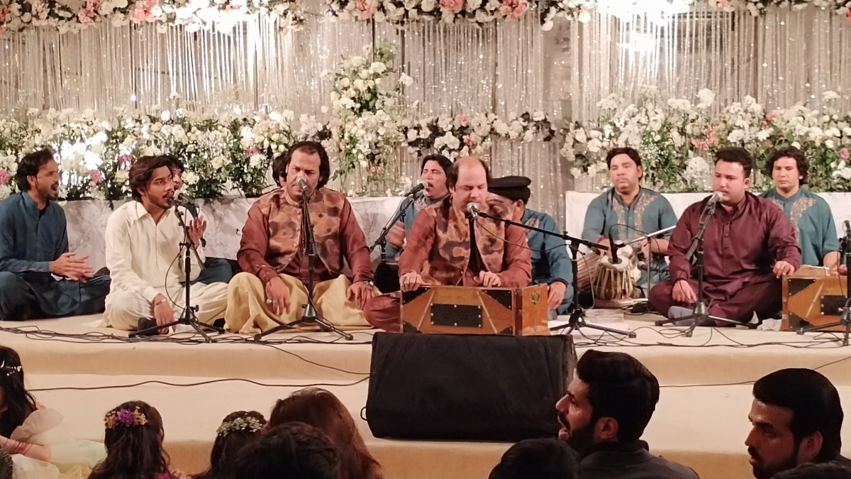 Rizwan Moazzam Qawals with Performance at peak in Lahore Event 006