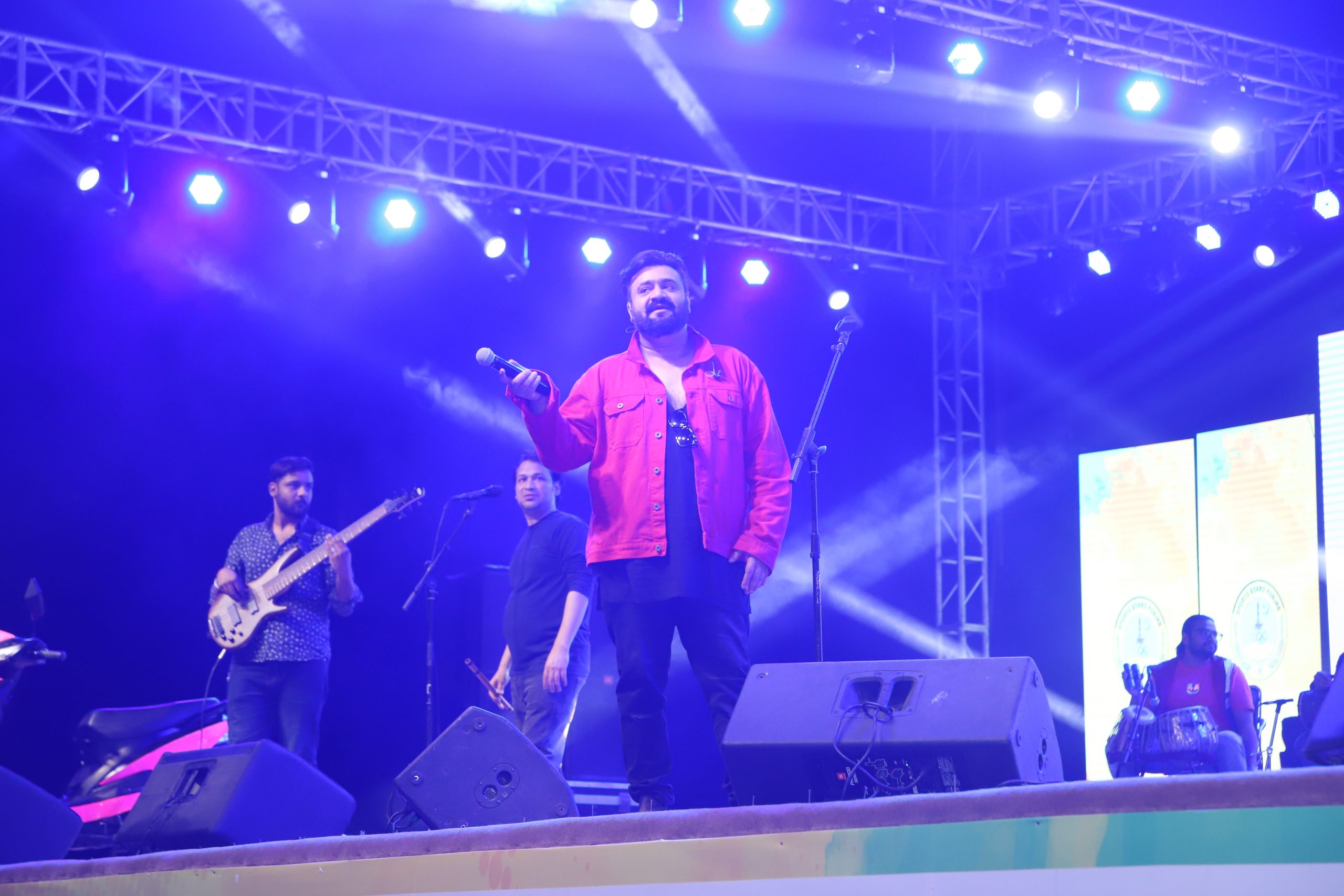 Sahir Ali Bagga Live Performance at Govt of Punjab 06