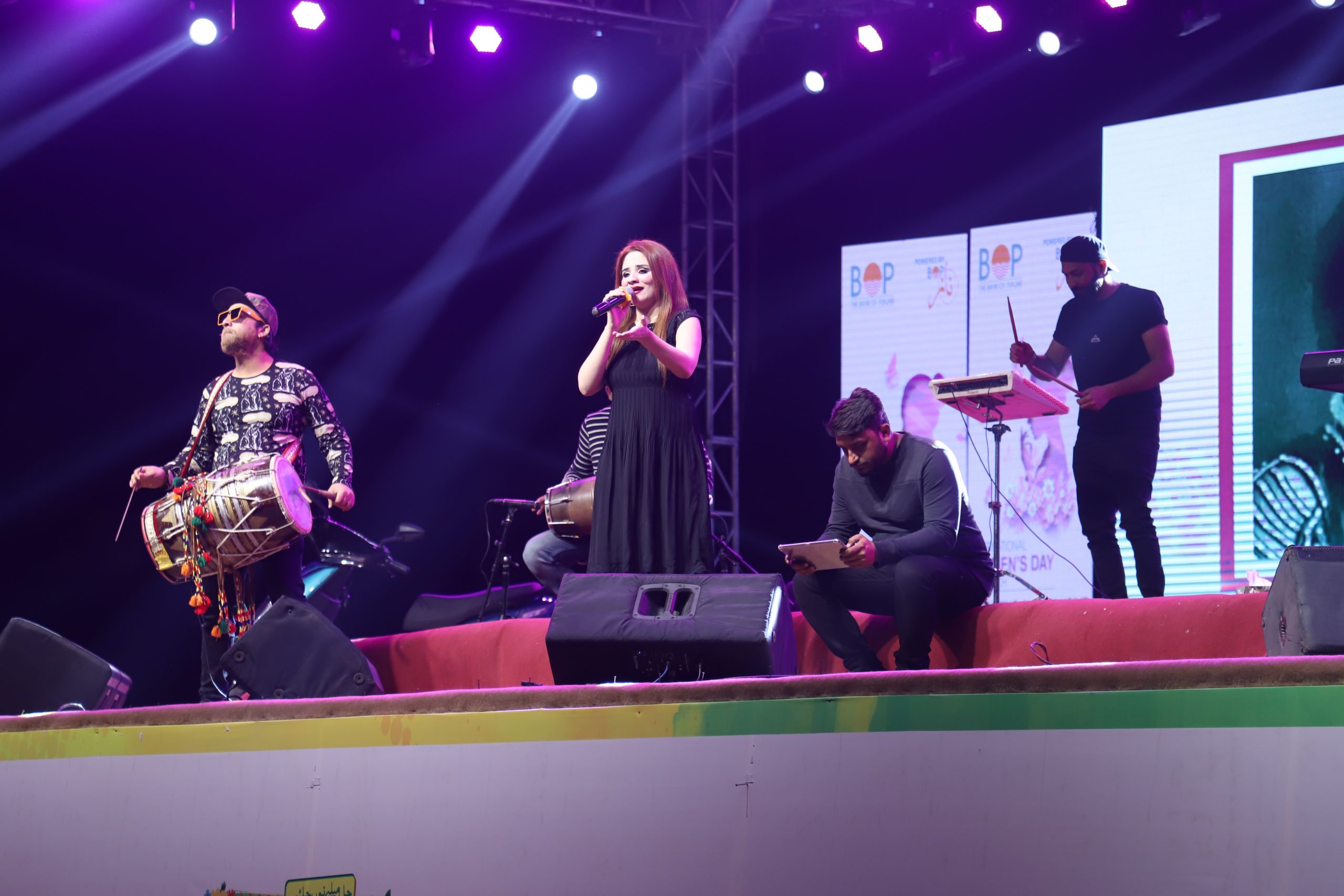Farhana Arshad Performance 008