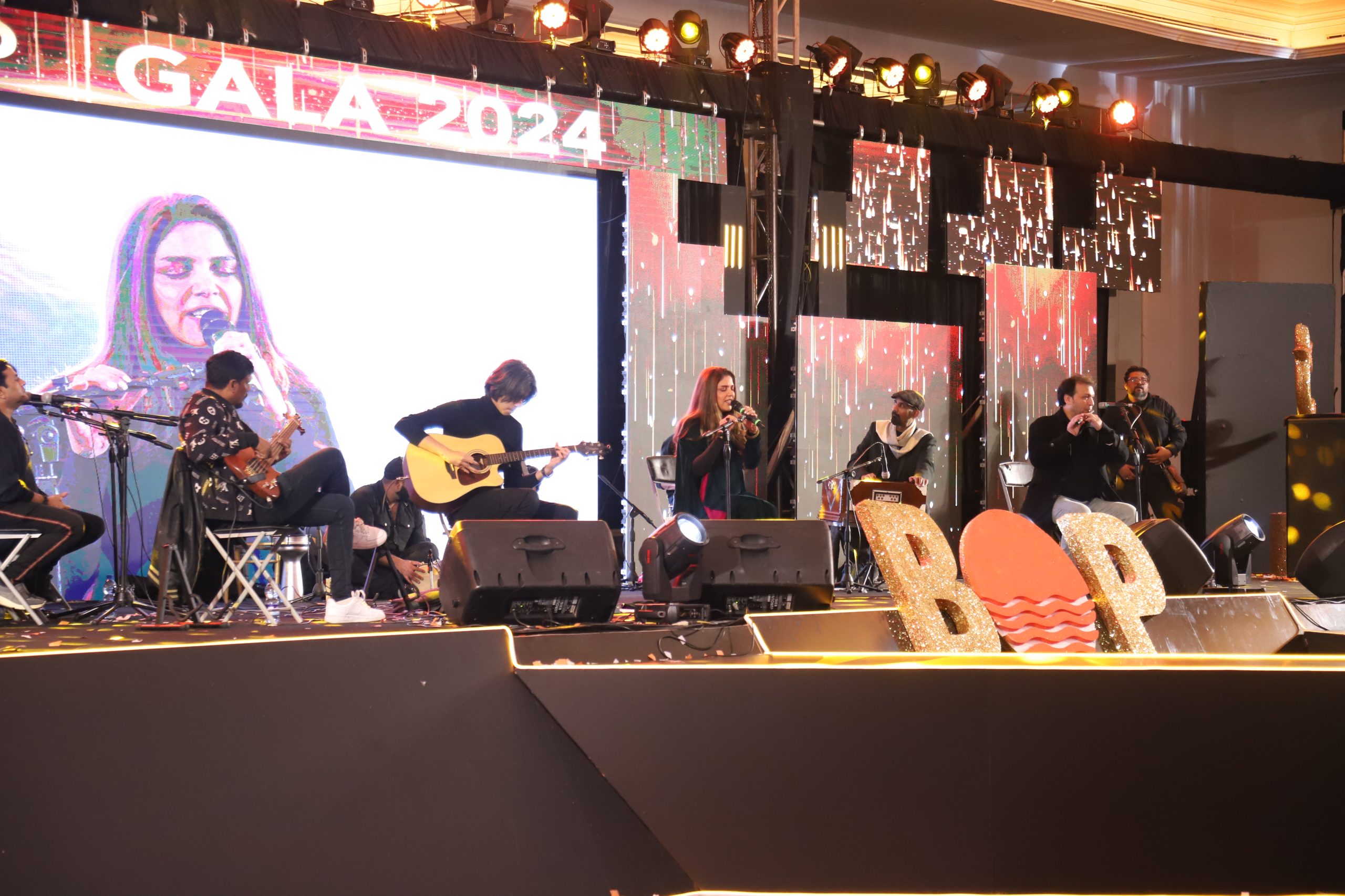 Hadiqa Kiani performed in Excellence Awards 2024 Bank of Punjab 07