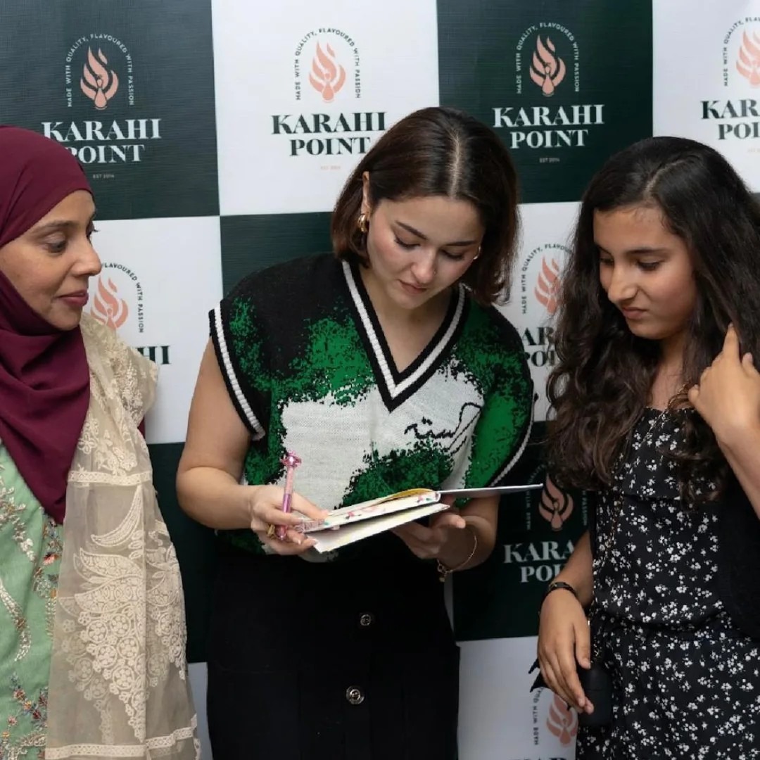 hania-aamir-canada-toronto-0010
