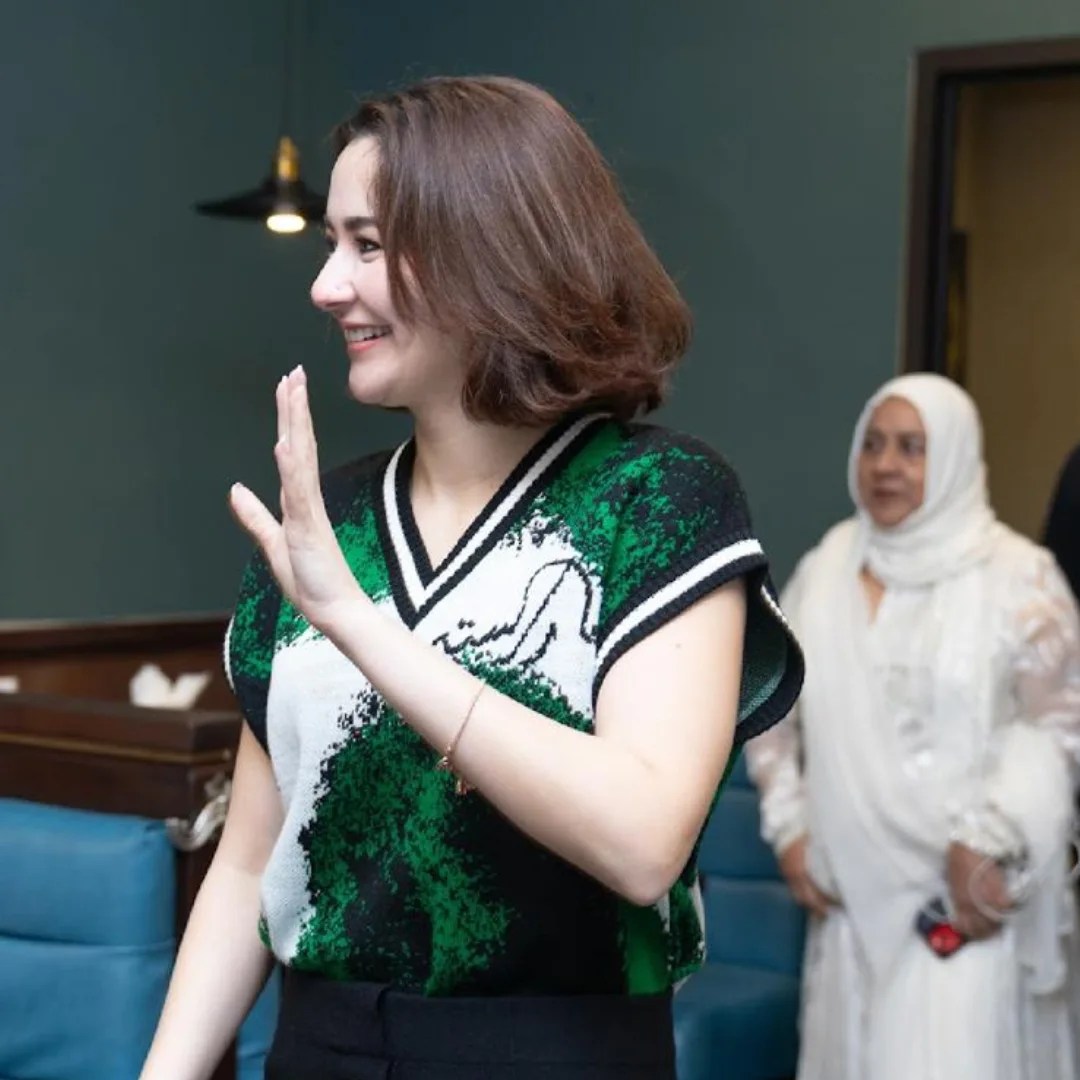 hania-aamir-canada-toronto-002