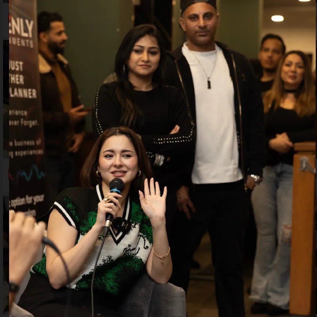 hania-aamir-canada-toronto-003