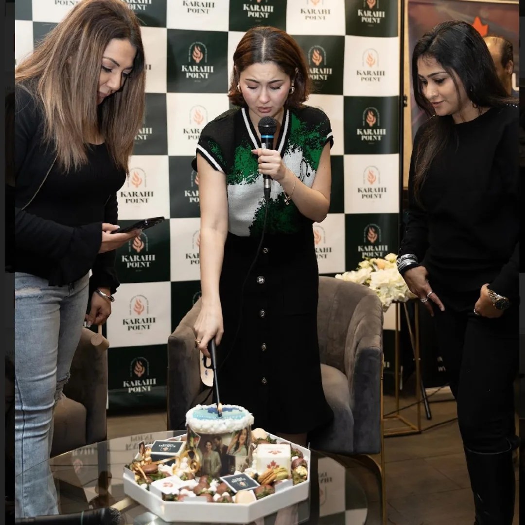 hania-aamir-canada-toronto-005