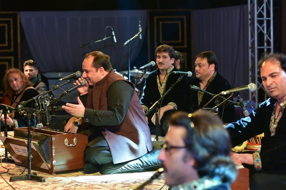 Rahat-Fateh-Ali-Khan-Fankar-Online-Event-Karachi-6