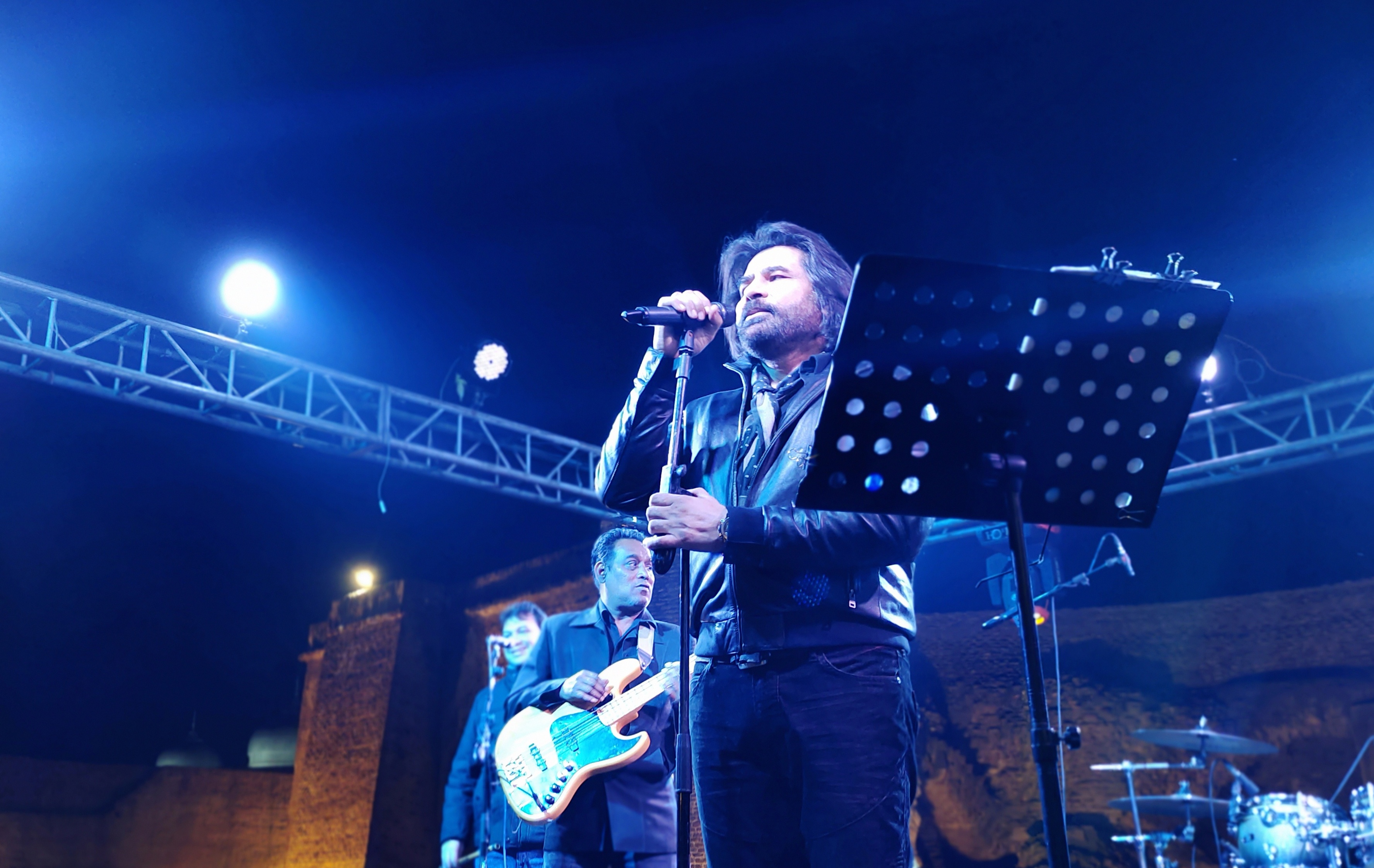 Shafqat Amanat Ali Performed for Gobi's Paint at Shahi Qila Lahore
