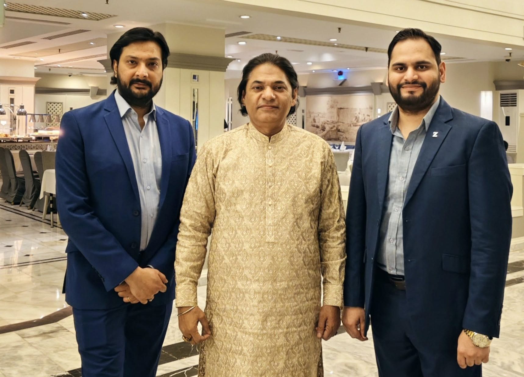 Sher Minadad Khan Qawwal's amazing live performance in Marriot Hotel Karachi